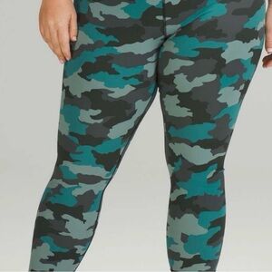 Lululemon Camo Leggings Women’s Teal Camo Size 18
